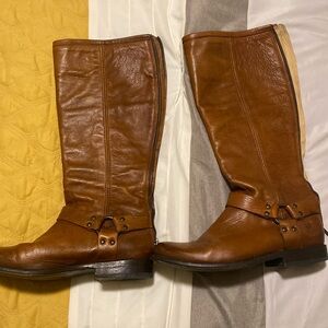 Frye Phillip harness boot caramel brown leather size 9.5. Gently worn.